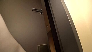 【素人ハメ撮り】性欲が無限な淫乱ビッチとおうち乱交パーティー開催しちゃいました！3pは最高すぎる！！