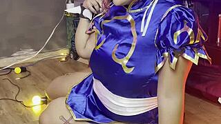 Chubby cosplay babe shows thick curves backstage