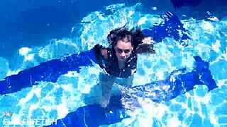 Latex body underwater jessica bunny