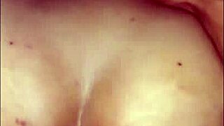 bokep indonesia di ajak istri orang kerumahnya lagi pengen ngentot kontol berondong
