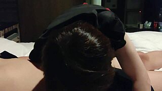 素人ハメ撮り チンポに食いつく赤いミニスカートの女の子 フル動画 アイドル コスプレ フェラ クンニ 中出し