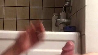 Solo sesh before the shower
