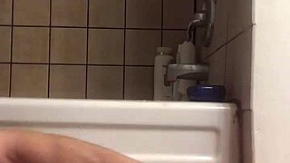 Solo sesh before the shower