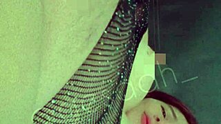Me estoy dildeando con mi traje de red ahora