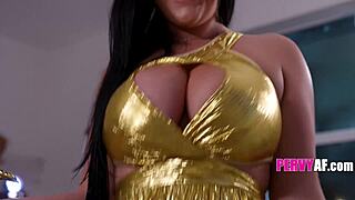 big tit genie stepsis sucks?