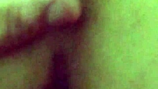 Gostosa explores a captivating fetish adventure with intense emotions