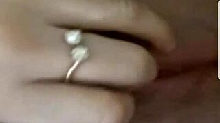 wanna see me masturbate on whatsapp?