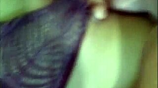 Hey, esposa craves hard anal action tonight! 😈