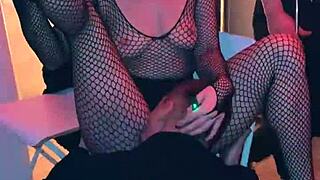 Sugarnadya's swinger party video report 😎