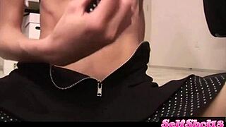 Sophie Bellypop Engages In Facetalk And Pussy Showing Behind The Scenes With Brunette Natural Tits And Amateur Close-Ups.