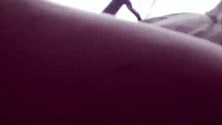 Grabo A Mi Hermanastra Sin Que Se De Cuenta Y La Acaricio Y Le Meto La Mano