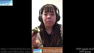 Hey, wanna see rookie Sakura Asakura's selfie chaku-ero video?