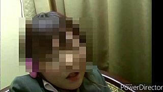 i'm silently masturbating while watching this muscular bodybuilder's sexy tits.