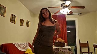 Colombiana newbie spills secrets in her first porno scene