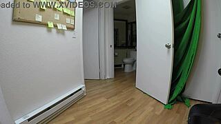 Damn, Gigi Breeze Delivers Epic Star Trek Blowjob in Left 5 Scene!