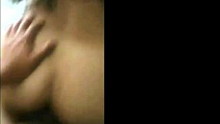 follando con la prima asiatica en doggystyle bent over 😈