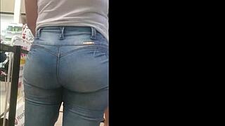 who's this cutie with a bubble butt on spycam?