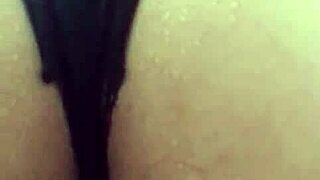 Hey, watch Casadinha play with her tight hole! 😜