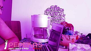 Vivi Guedez Oficial chama técnico para consertar PC, novinho trai esposa e não resiste 😈