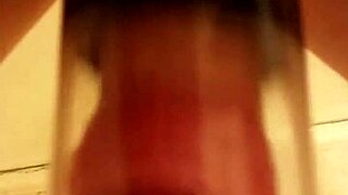 Watch this straight polish german man pump his penis with a tube!