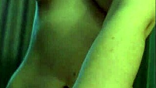 homemade tribbing on her pussy and fuck her tight pussy with dildo girls2home