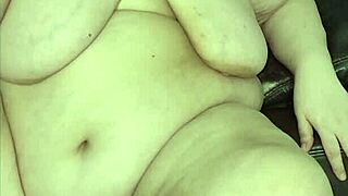 Coolmarina as a prostitute rides the tripod