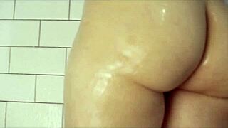 ruby sparkle enjoys a date night with bathing and shower