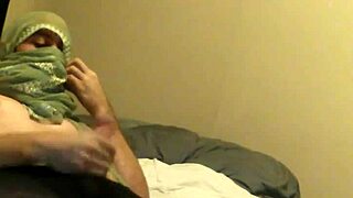 Cam00331 Models Stylish Leggings in Fashion Showcase