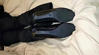 intimate webcam session with amateurs