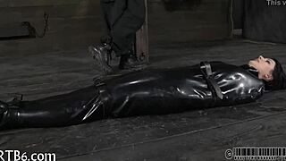 Sexy Whipping for Beauty's Ass