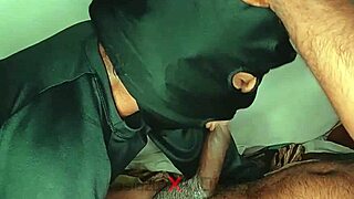 تركب زب كبير عميق؟