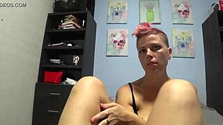 Goldilocks018 rocking stockings while flaunting her feet and working a dildo for footjob fun.