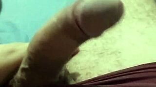 hey, check out this solo masturbation session