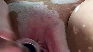 i'm masturbatin with toys and cum on my natural tits