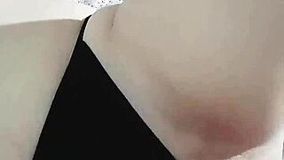 mi madrastra juega con dildo delante mio sexy latina mature