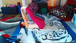easy hip mobility daily stretching to be free