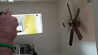 i'm cyndi, and i'm suckin' that big cock so good, it's amazin'