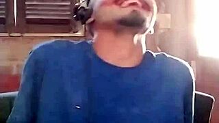 Joker fucking hard in the home office! 🔥