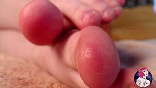 Check out this sexy feet fetish compilation