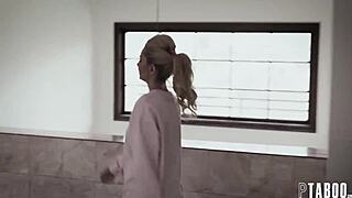 Aaliyah love kristen scott in the intervention