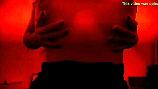 ساحرة هالوين تجننك!