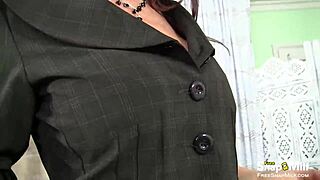 Perfect milf gives pussy for a job