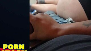 lucky guy watches wife get oral 😍