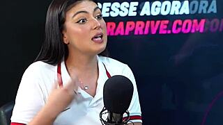 Se Eu Te Chupar, É Traição? Clara Wellen Blowjob Clip! 😜