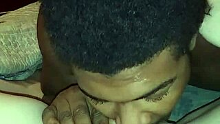 Wild pussy licking action right now!