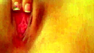 Amateur webcam babe in chronicles 219