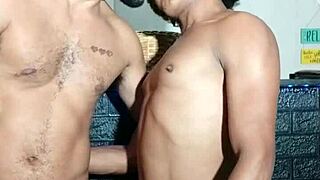 Fucking that muscular hairy black boy bareback at the gym 😏