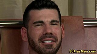 i'm rimming this bear and he shoots cum all over meee