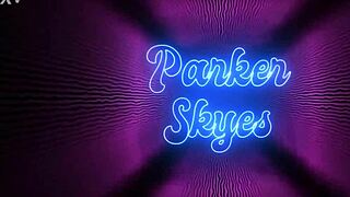 tattooed milf blowbang action