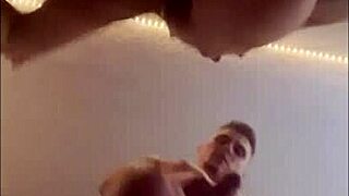 xxxhannah1 squirting all over that cock